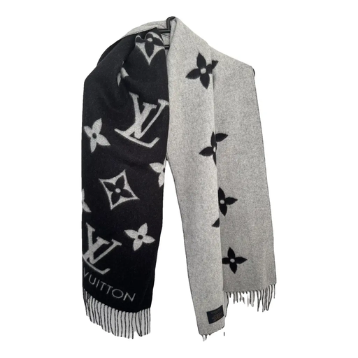 Louis Vuitton scarf
