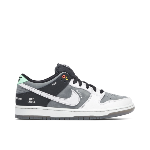 Nike Dunk Sneakers