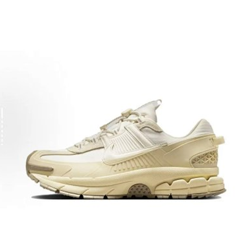 Nike AIR zoom vomero5 Roam Shoes