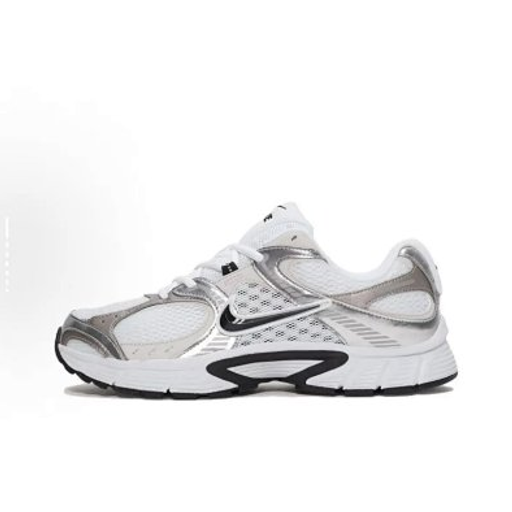 Nike V5 RNR Shoes