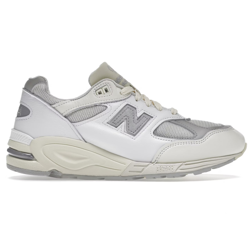 New Balance 990 Sneakers